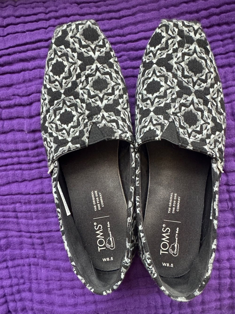 Toms Black & White Geometric Canvas Slip-Ons